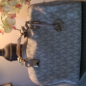 MICHAEL Michael Kors Large Grayson Satchel Vanilla